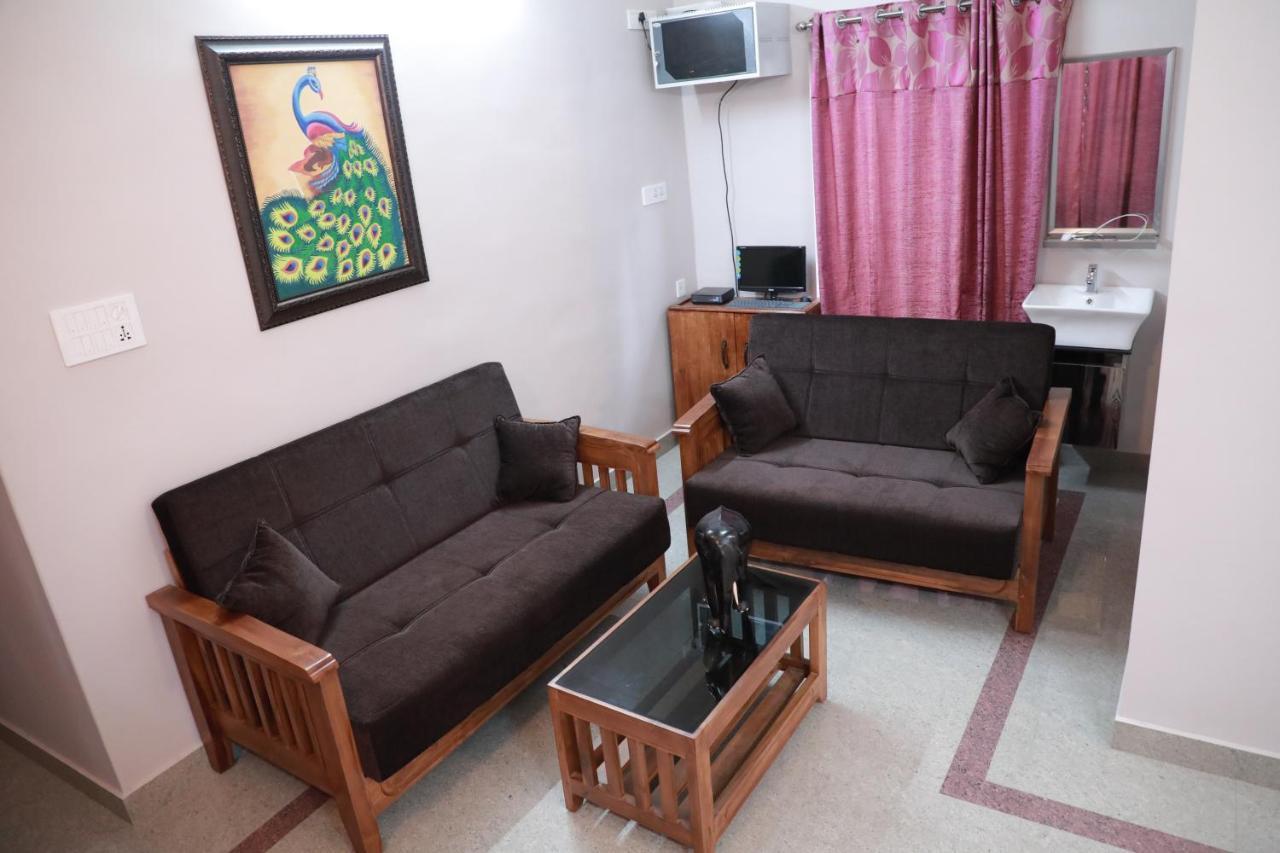 Villa Anandha Thiruvananthapuram Esterno foto